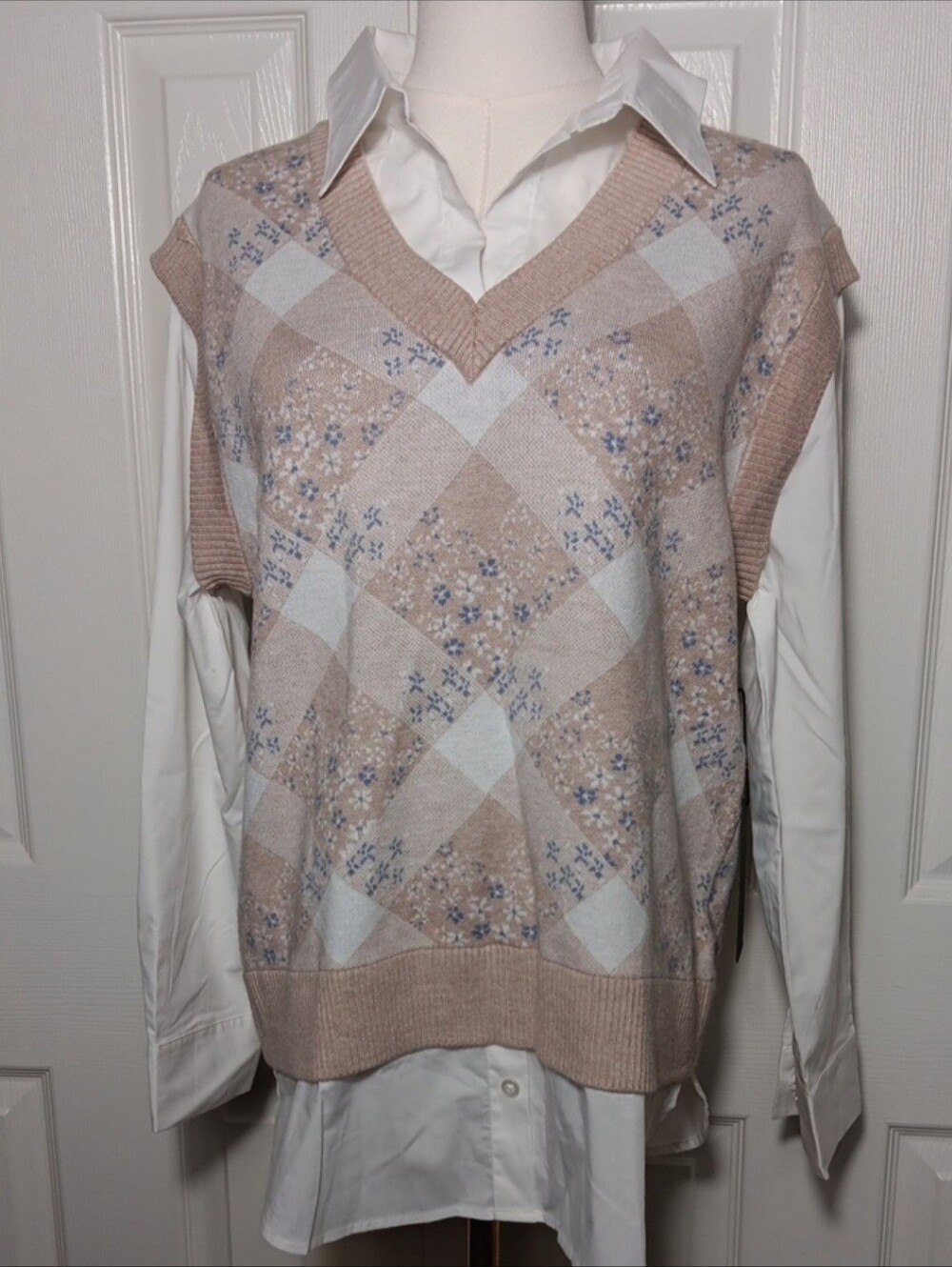 NWT Rachel Zoe Floral Argyle 2-in-1 Sweater Vest Shirt Combo